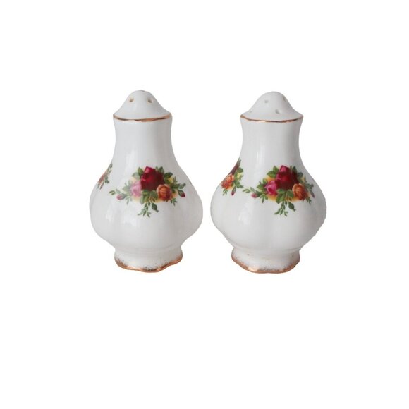 Vintage Royal Albert Salt & Pepper  Old Country Roses Porcelain Shakers - Picture 1 of 4